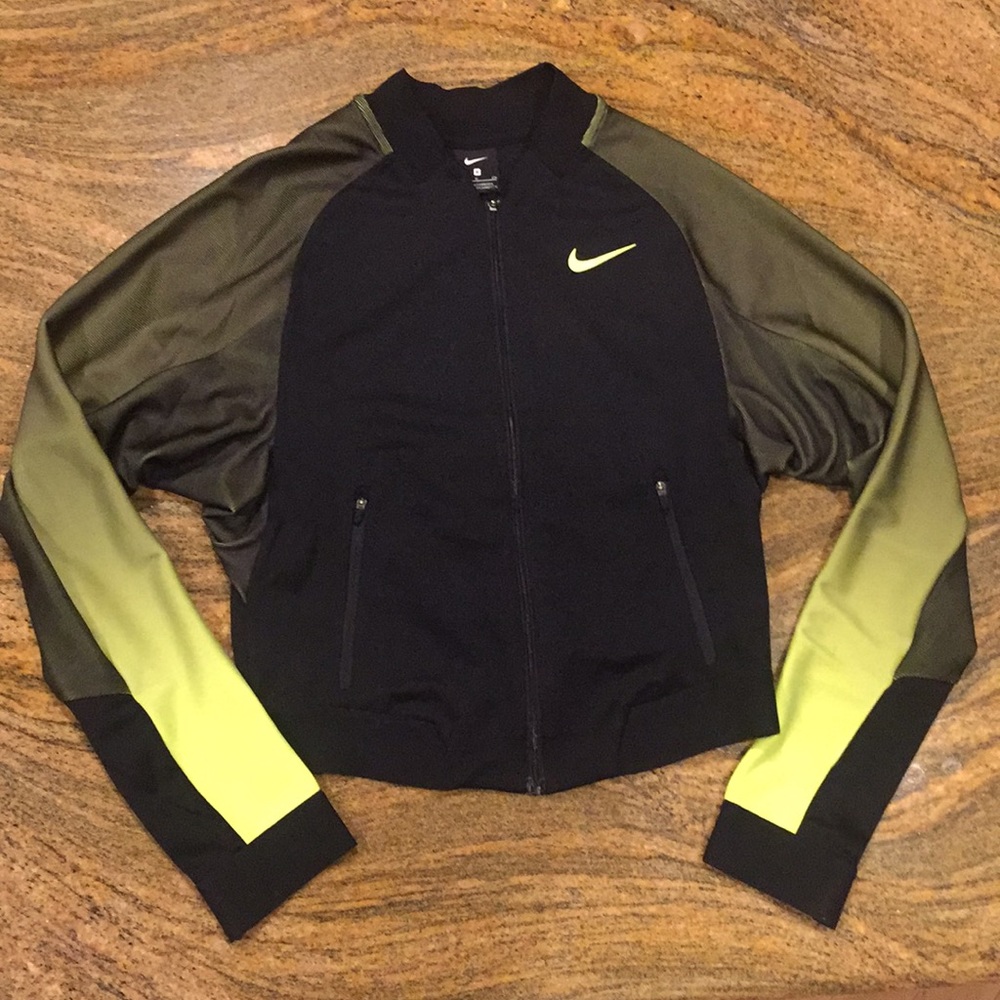 Nike cropped jacket